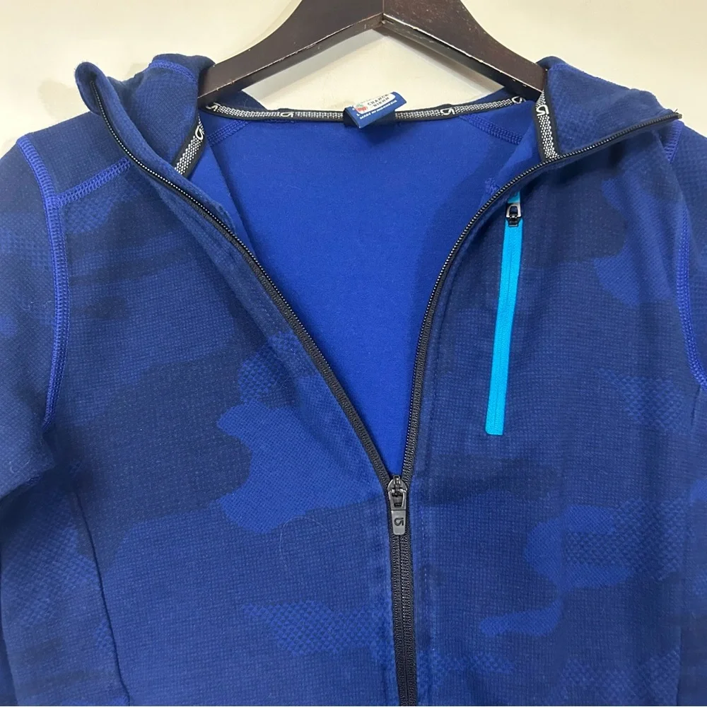 4/$25 Gap Fit navy blue camo zip up jacket kids L